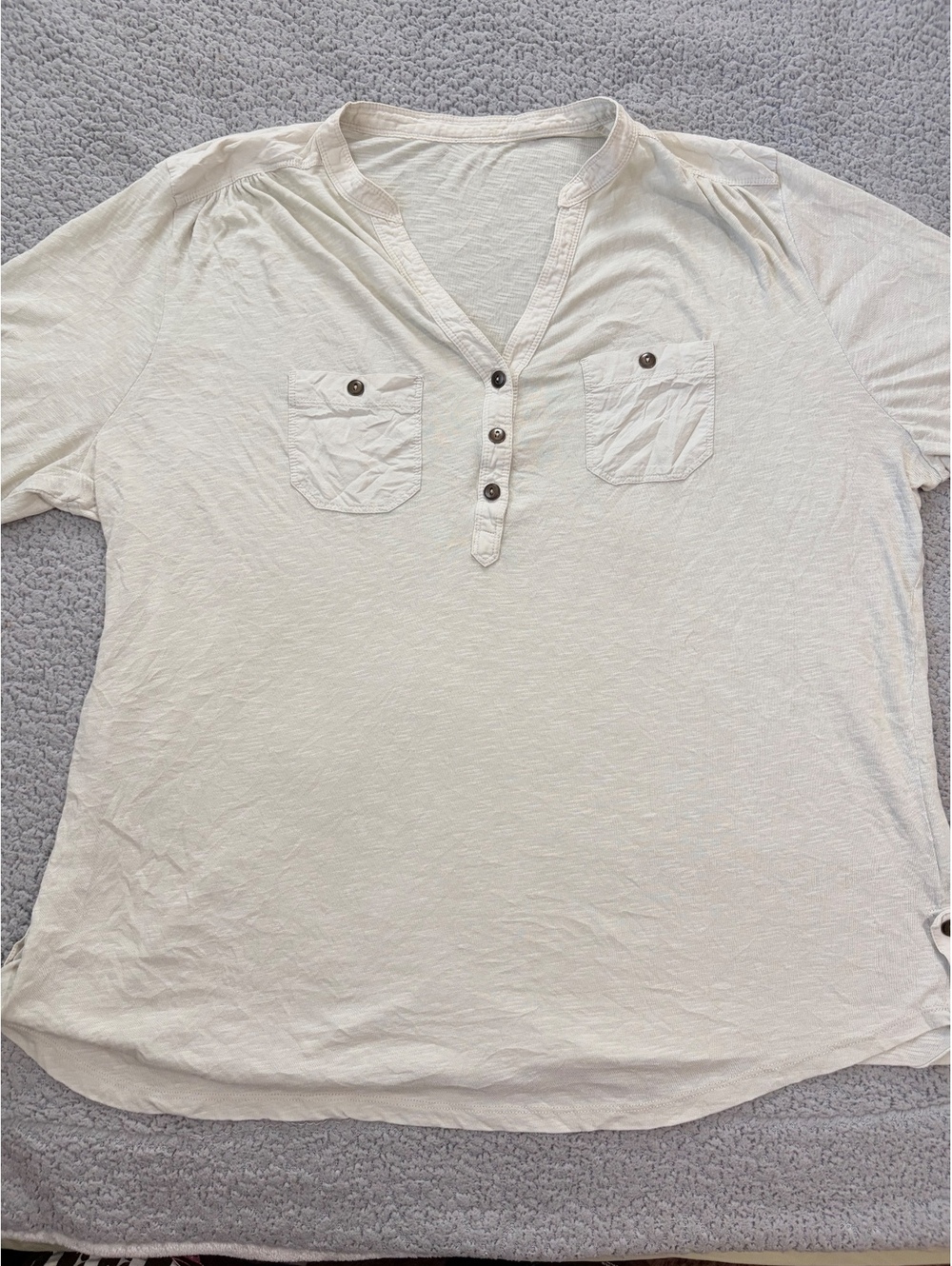 Cream 3/4 sleeve henley top